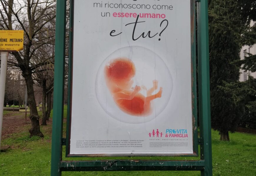 NO AI MANIFESTI ANTIABORTISTI A PISA E PROVINCIA